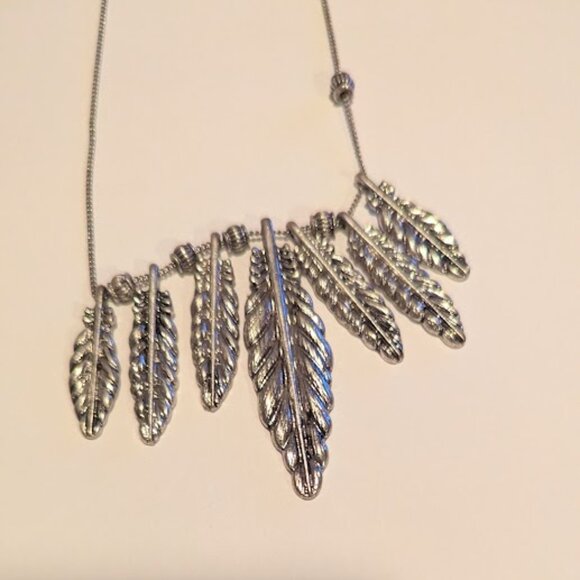 necklace - Picture 1 of 2